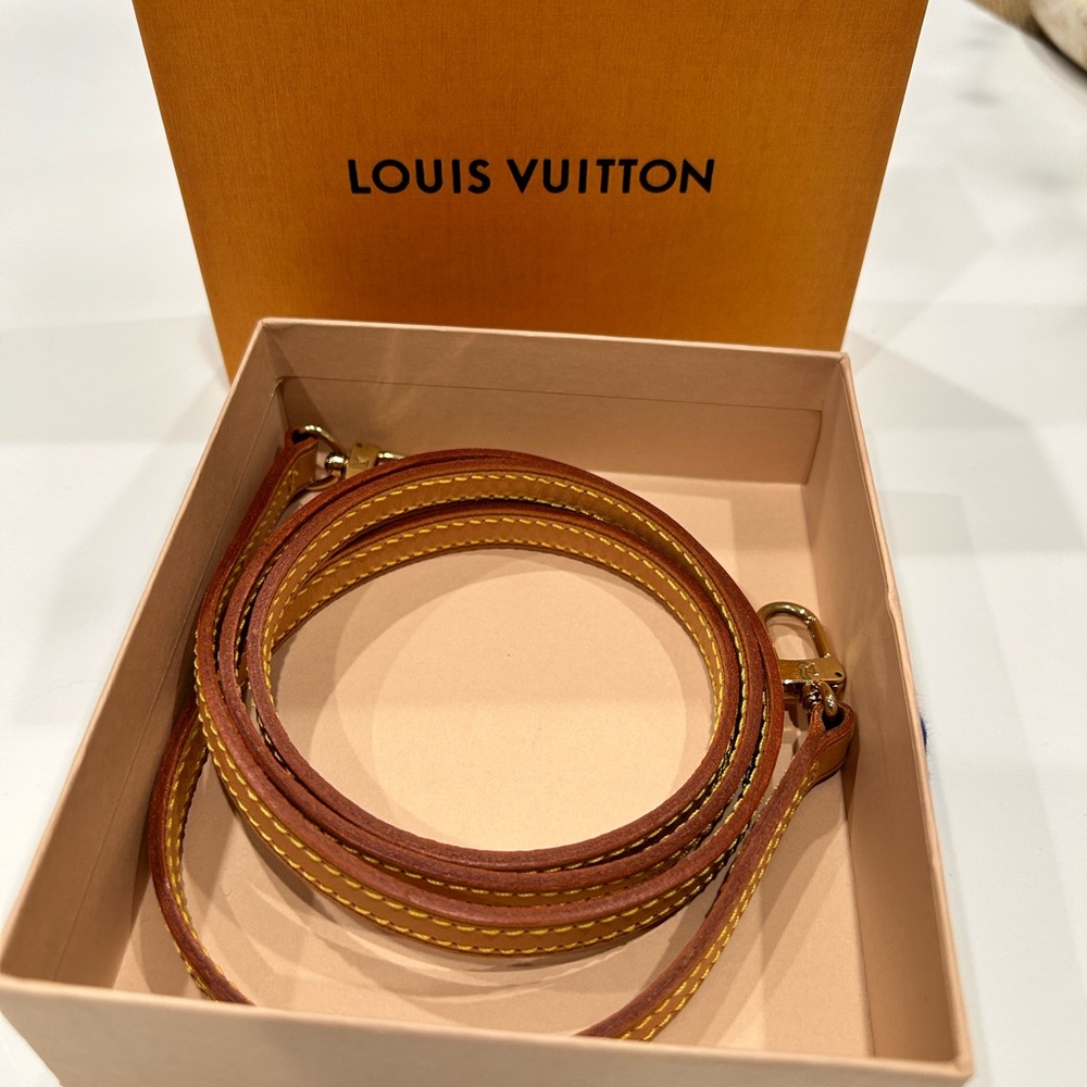 Louis Vuitton Long Strap 46 inches